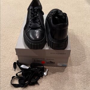 Women’s Kennel & Schmenger black shoes from Munich. Absolutely no signs of wear.